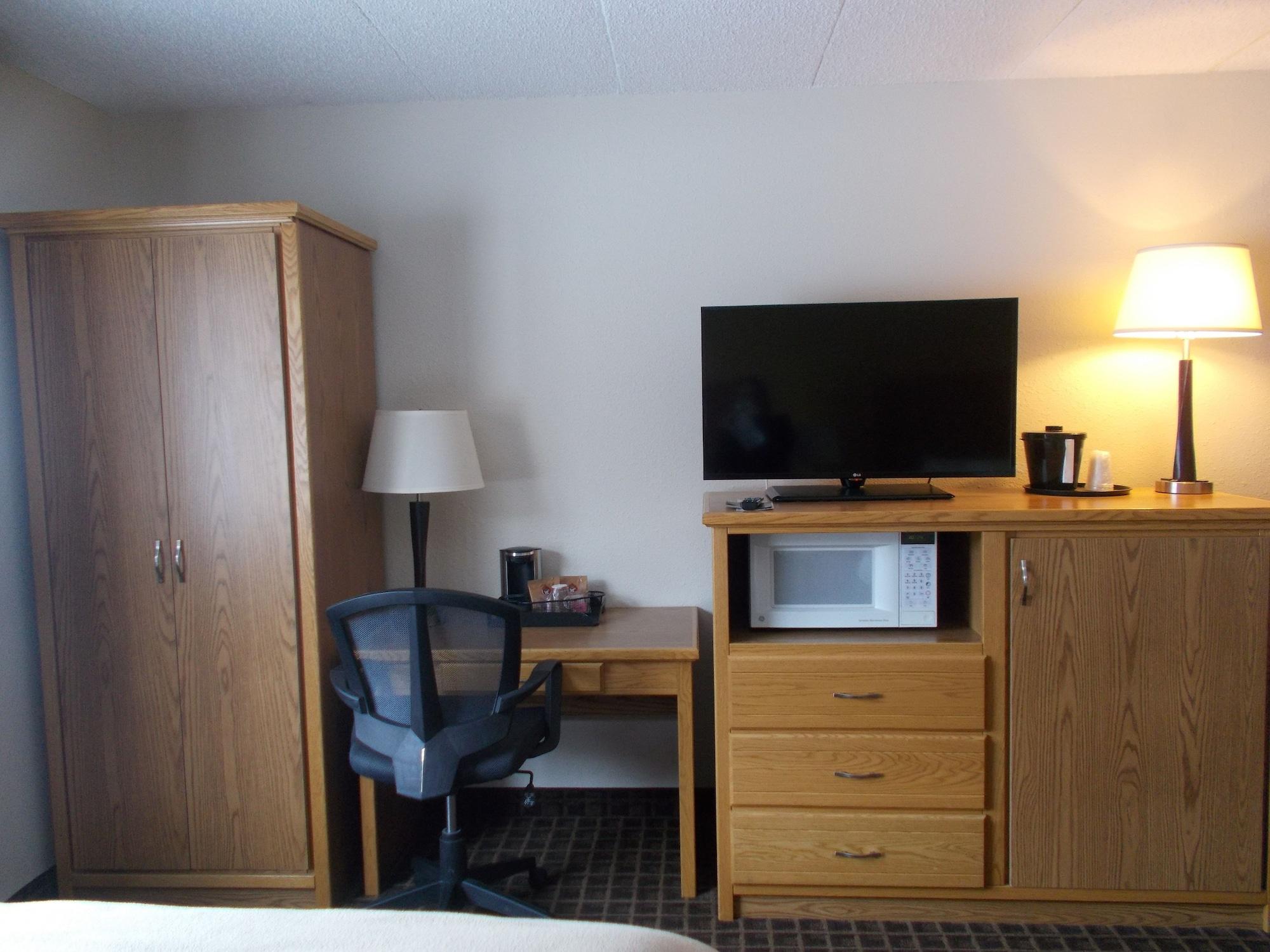Americinn By Wyndham Aberdeen Event Center Esterno foto