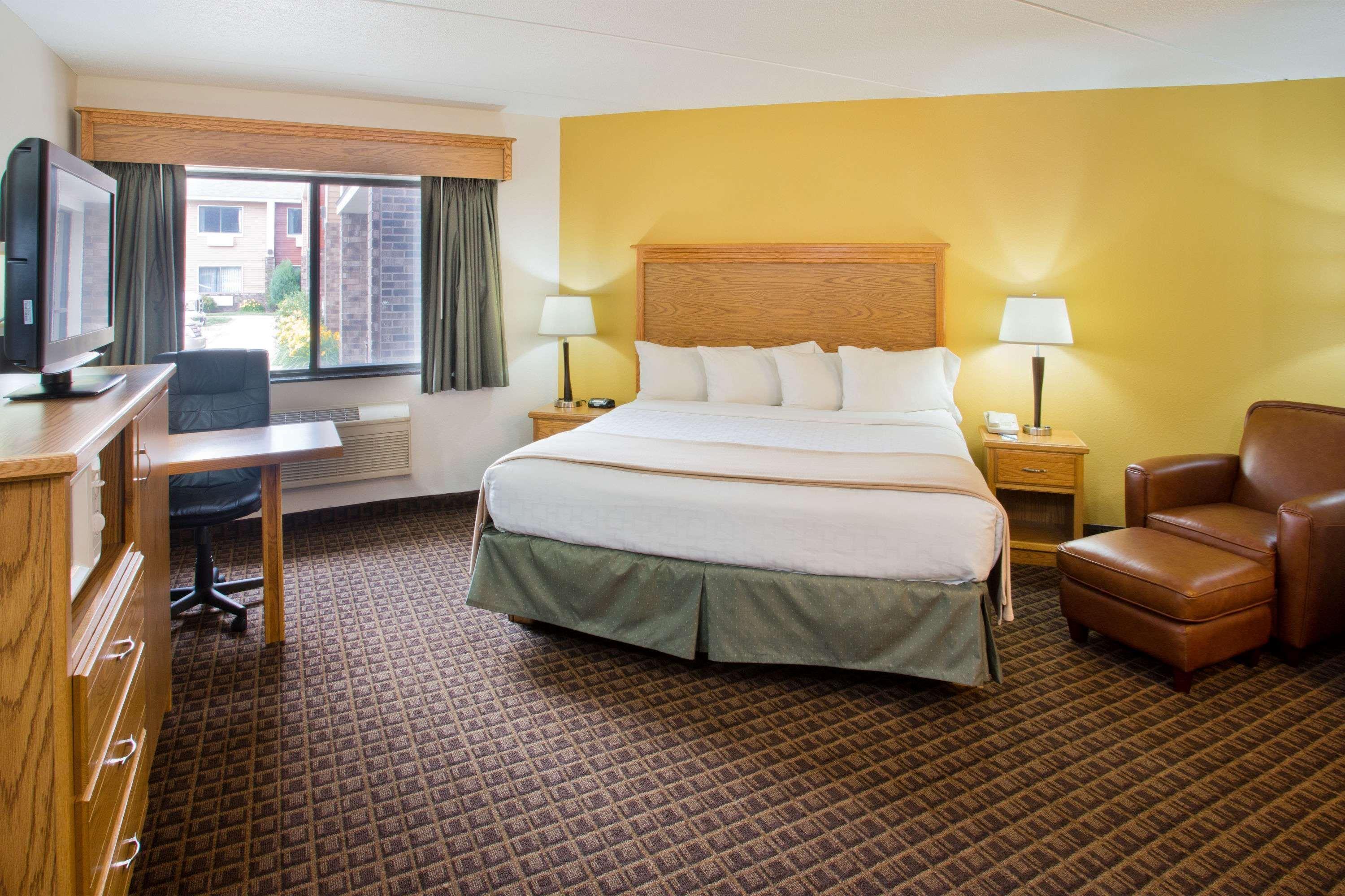 Americinn By Wyndham Aberdeen Event Center Esterno foto