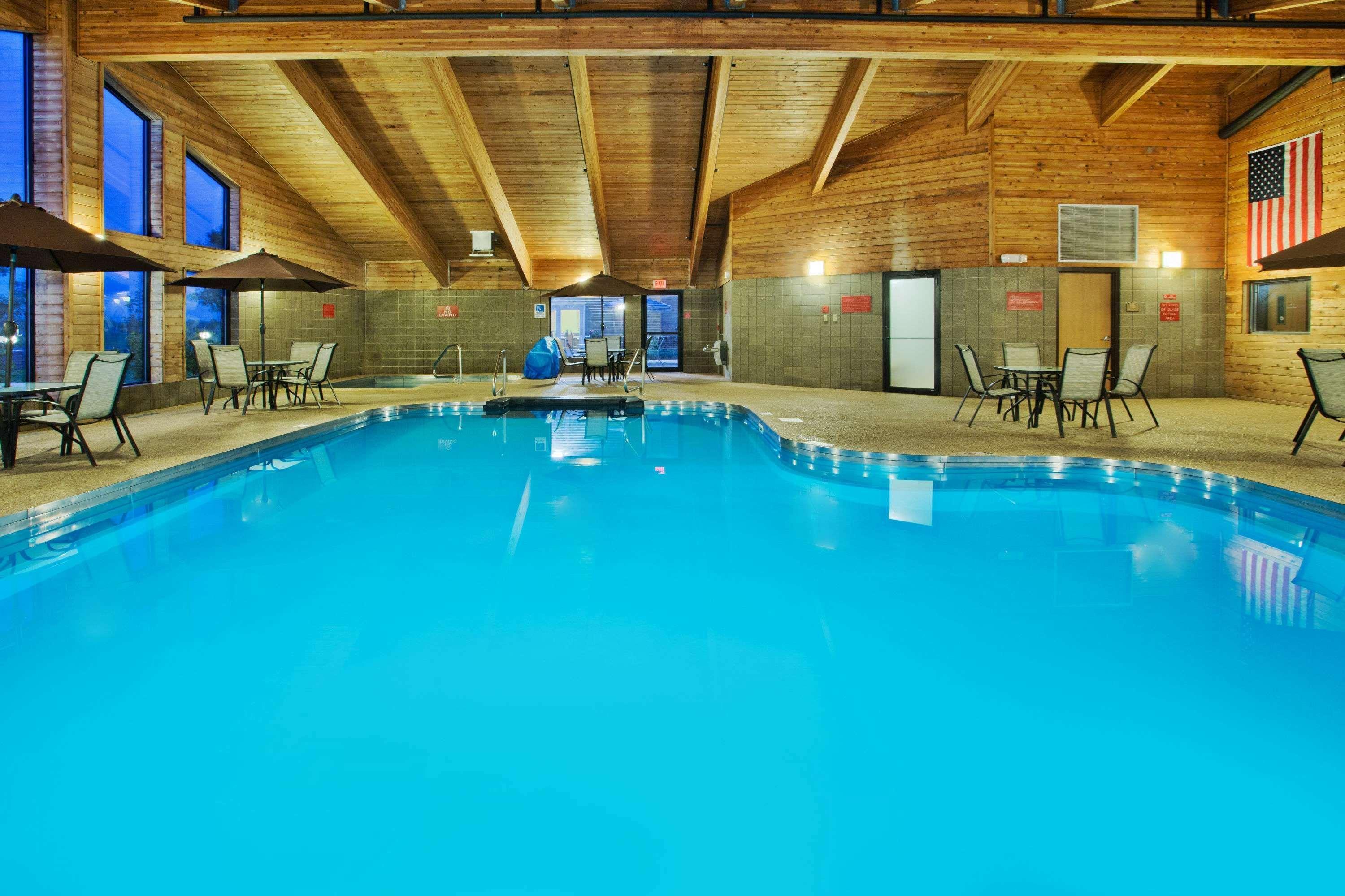 Americinn By Wyndham Aberdeen Event Center Esterno foto