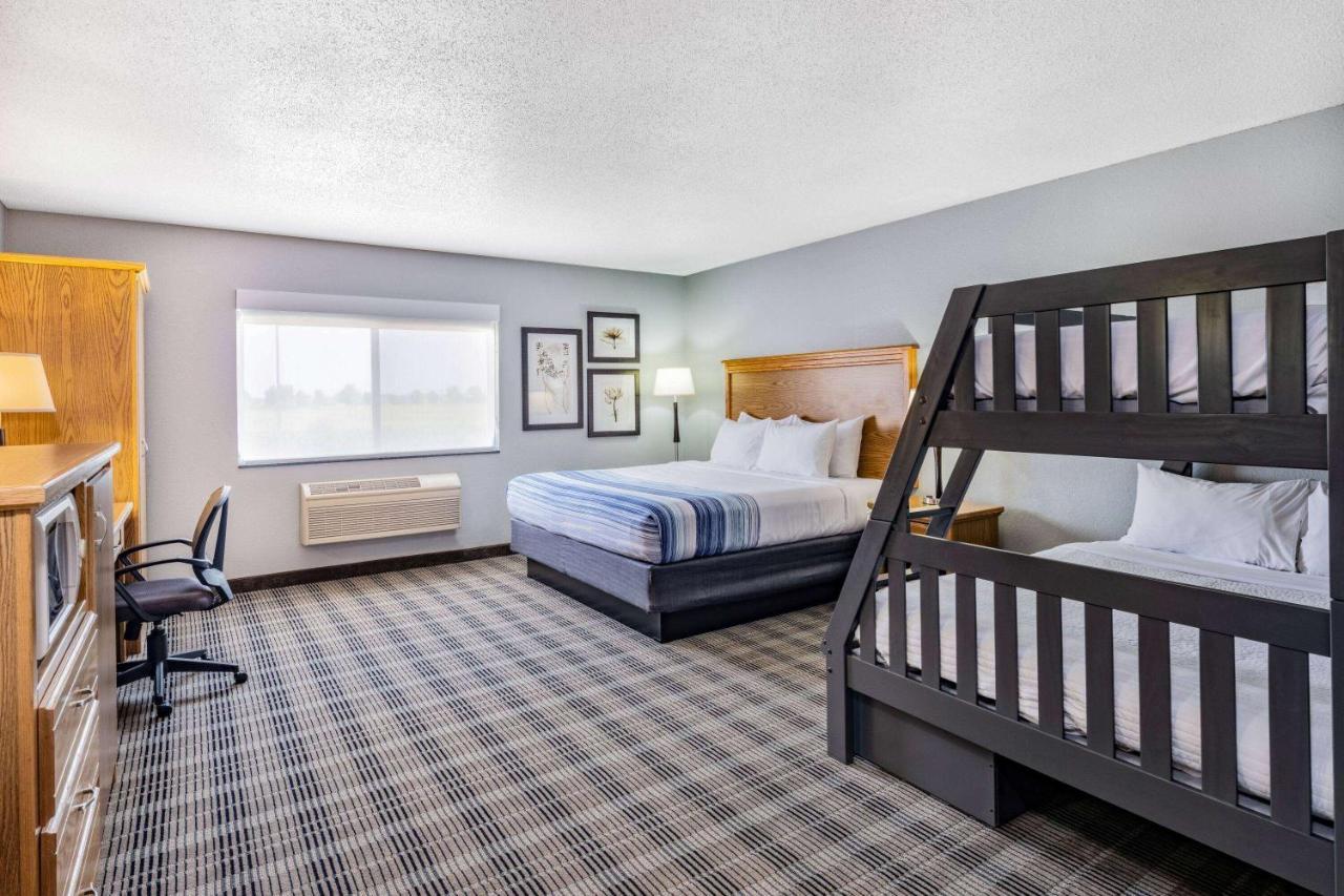Americinn By Wyndham Aberdeen Event Center Esterno foto
