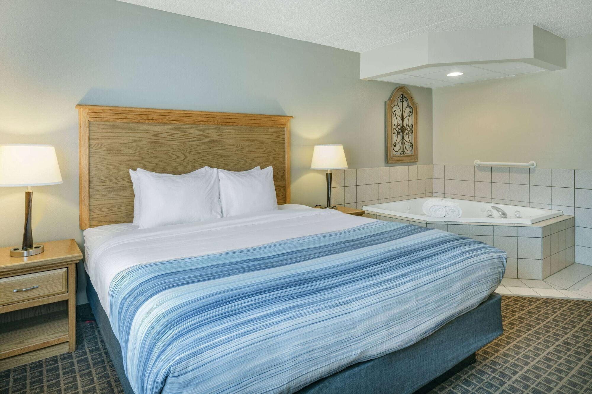 Americinn By Wyndham Aberdeen Event Center Esterno foto